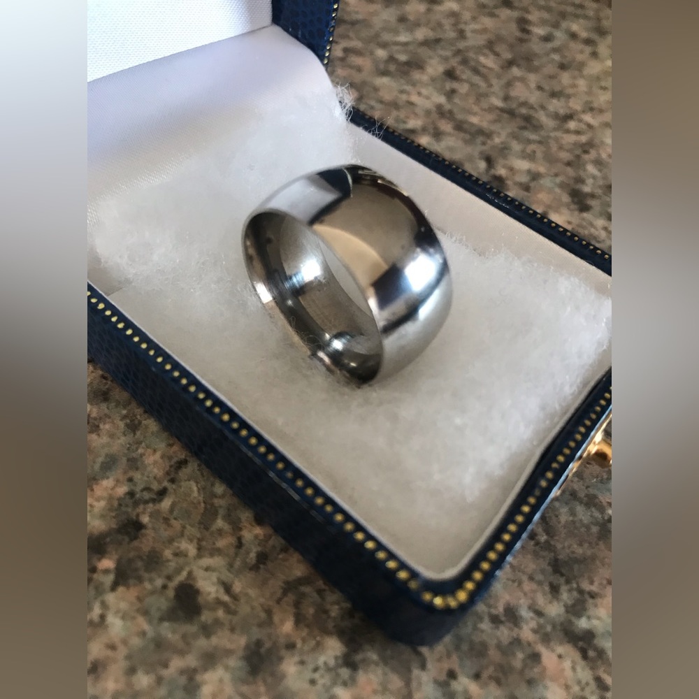 Custom Jewelry ~ Stainless Steel Band/Ring~ Size: 10~ Unisex!